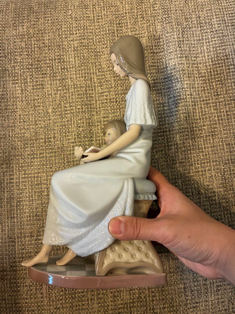 【1/6お値下げ中】LLADRO リヤドロ　おやすみ前のご本