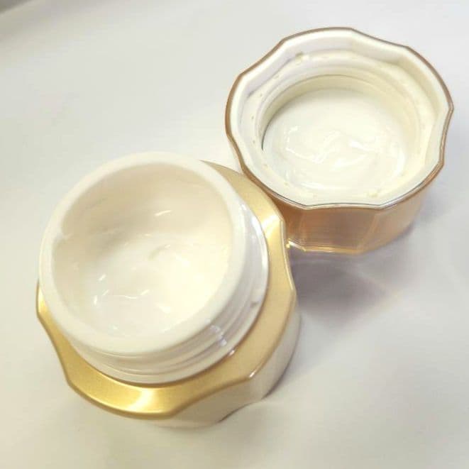 定価2.7万 メナード イルネージュ ローション＆リフレッシュマッサージ セット