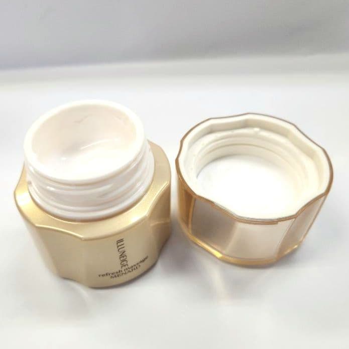 定価2.7万 メナード イルネージュ ローション＆リフレッシュマッサージ セット