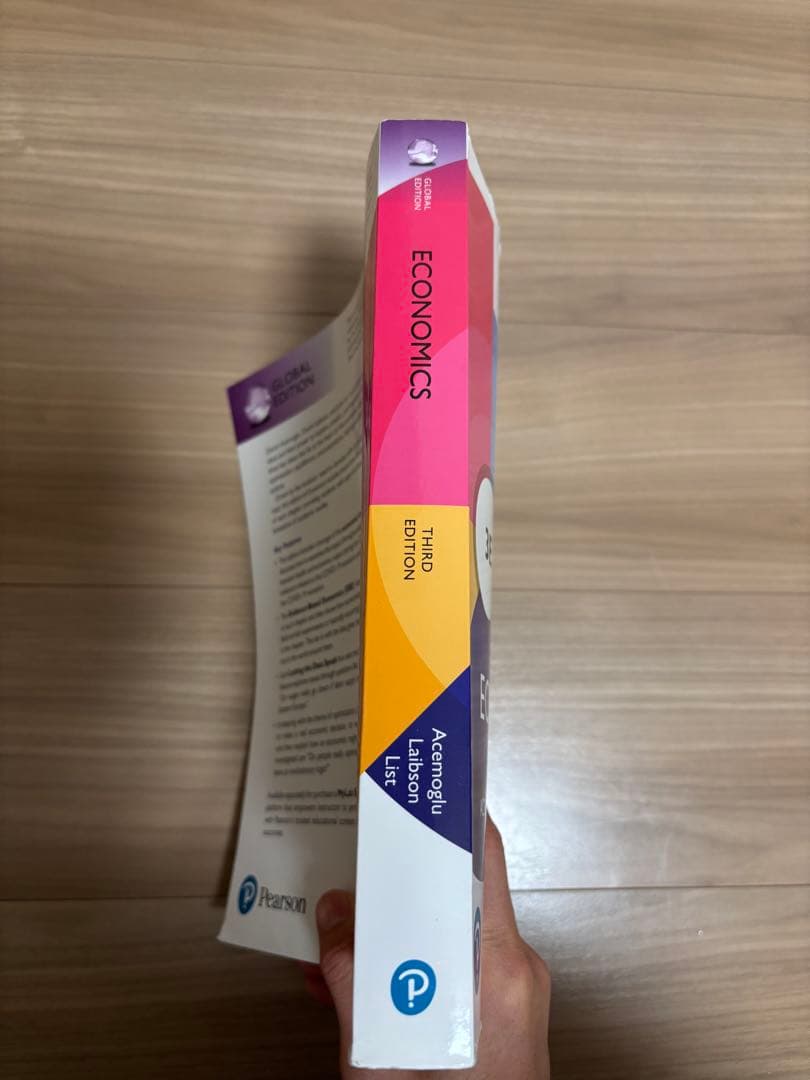 ECONOMICS 3E グローバルエディション