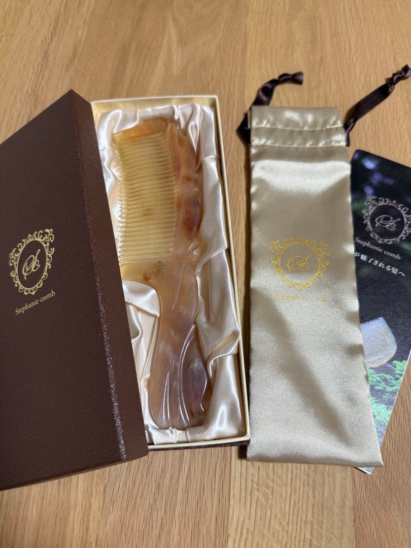 ステファニーコーム　ミスシェブロン　レアホーン