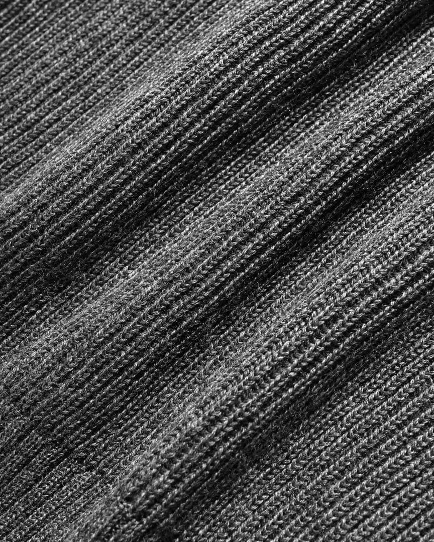 【即完】FINE WOOL V-NECK KNIT PULLOVER