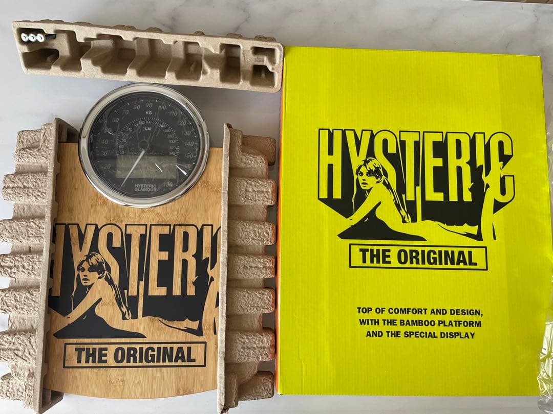 ヒステリックグラマー⭐︎体重計