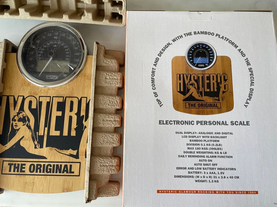 ヒステリックグラマー⭐︎体重計