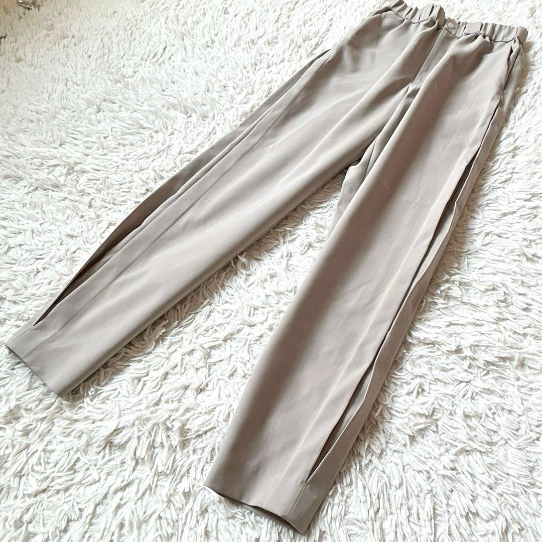 美品　HYKE ハイク　ストレッチイージーテーパードパンツ サイドデザイン