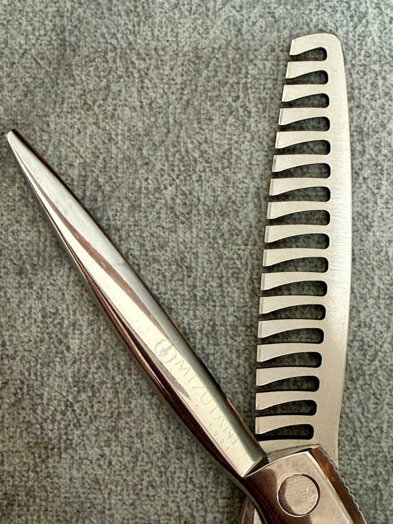 新品同様 ミズタニシザー Fit PUFFIN THINNING17 逆刃