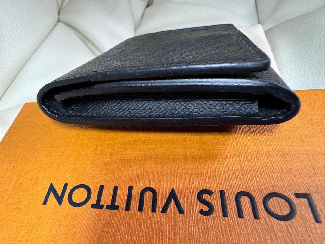 LOUIS VUITTON タイガ名刺入れ