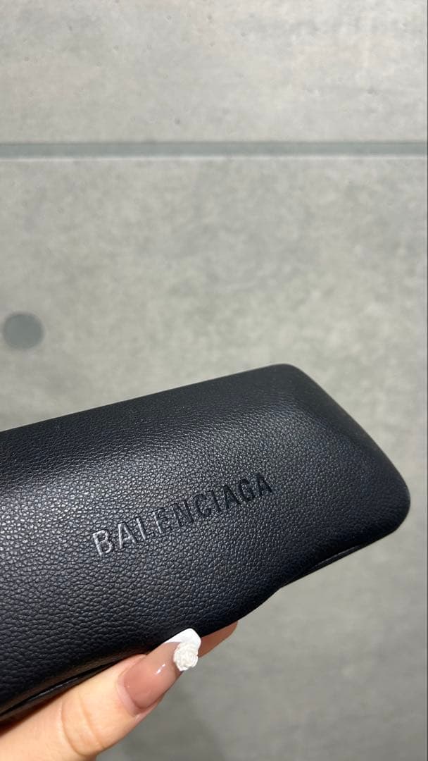 大丸札幌　BALENCIAGA 購入ブラック サングラス ケース付き
