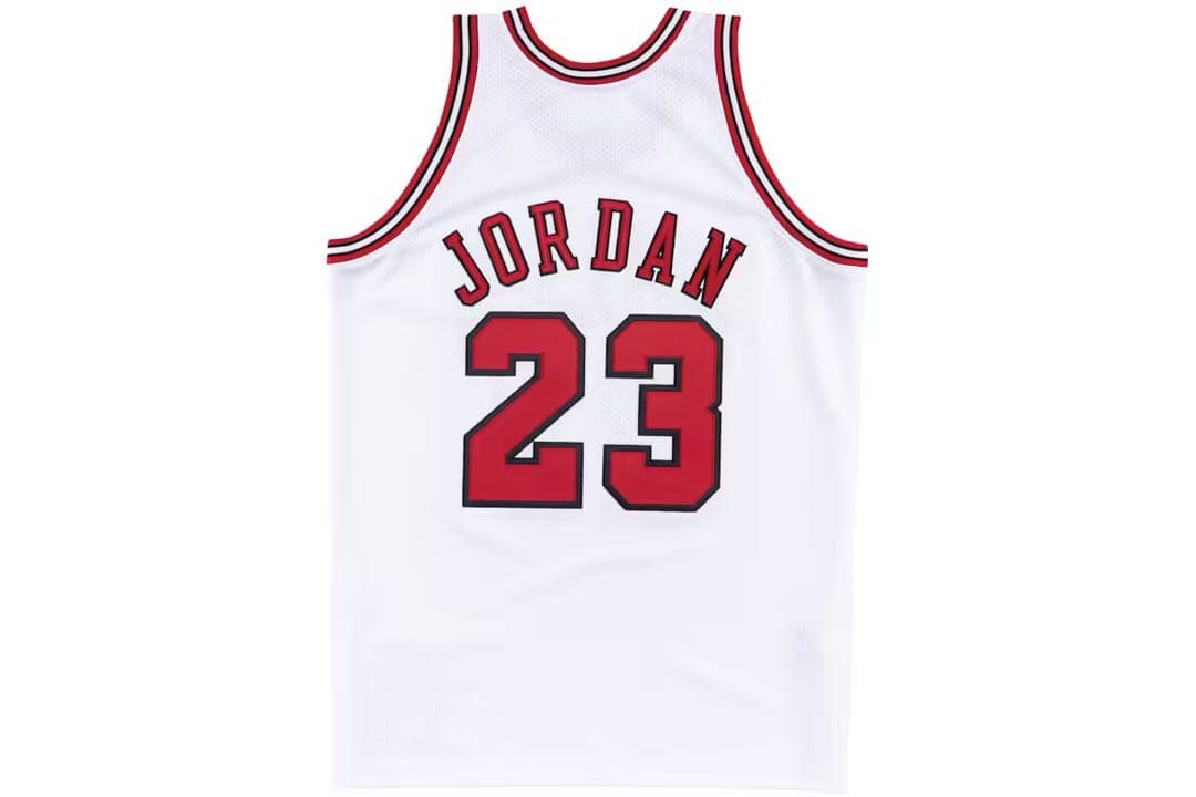 ミッチェル & ネス 1997-98 マイケル・ジョーダン オーセンティック