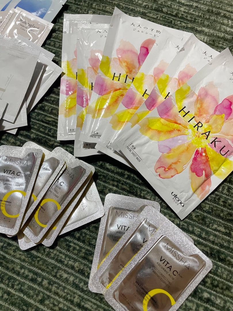 コスメ・化粧✨試供品のまとめ売り 14