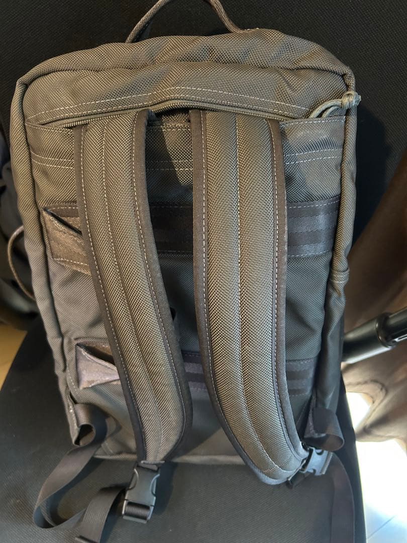 BRIEFING×TOMORROWLAND NEO TRINITY LINER