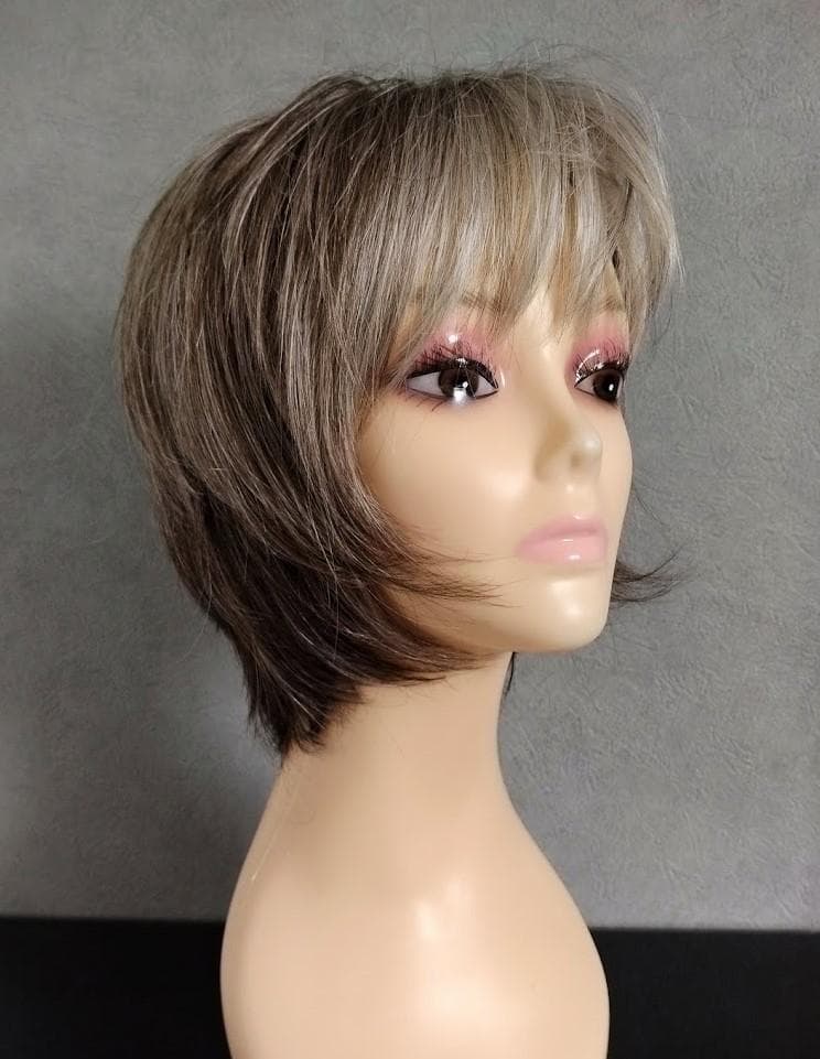 アデランス社　デザインウィッグ・Norikoコレクション