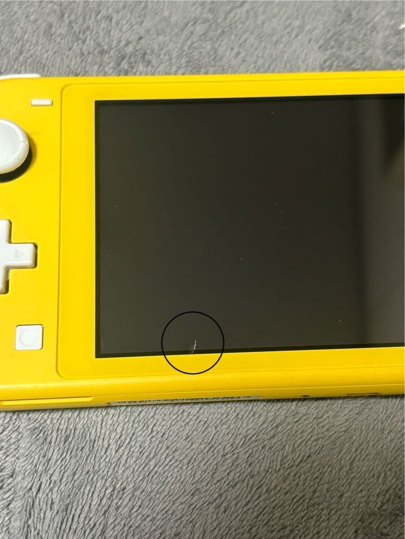 Nintendo Switch Lite イエロー 傷あり