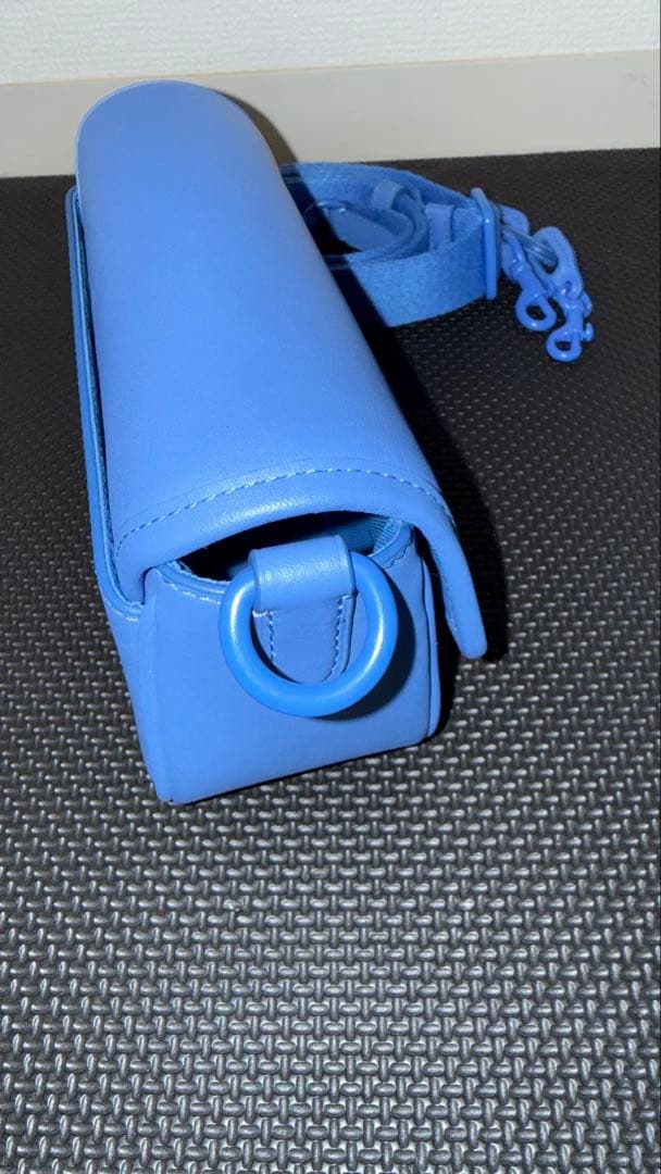 COACH チャーターフラップクロスボディ18