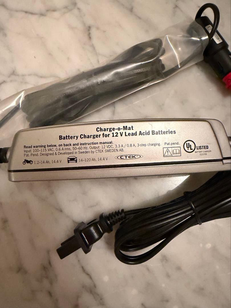 Porsche ポルシェバッテリー充電器