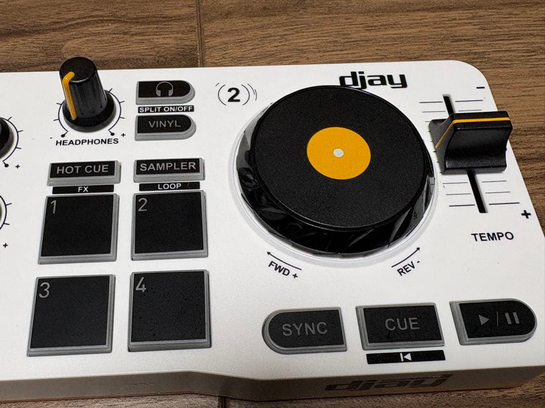 Hercules DJControl Mix スマホ対応　スプリットケーブル付