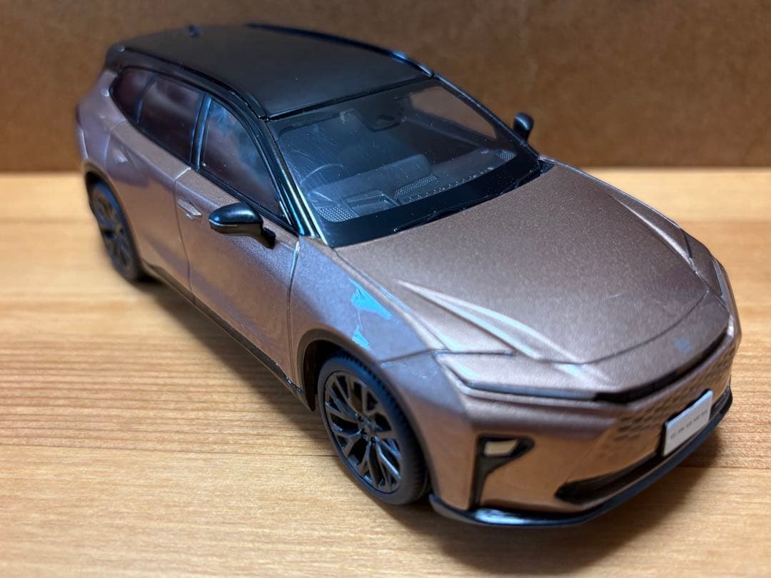 クラウンエステート プレシャスブロンズ×ブラック