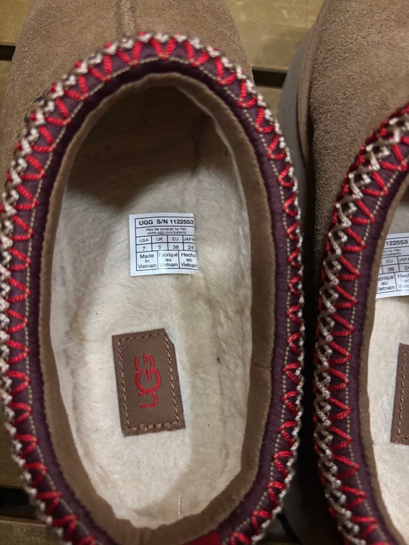 ✳︎正規品UGG タズ　24cm✳︎