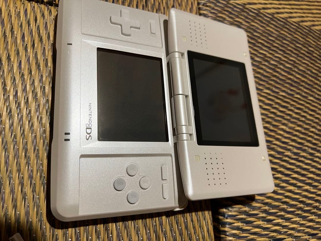 Nintendo NINTENDO DS NTR-S-PWWA 任天堂