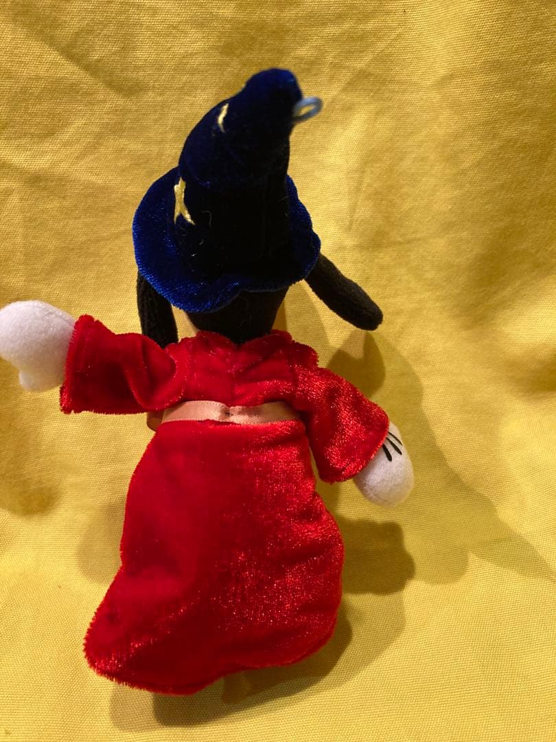 ✳️グーフィー　ぬいぐるみキーホルダー‼️ディズニー✳️星、月刺繍