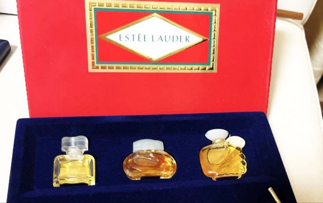 お取引き中　　未使用✨エスティローダー　香水セット