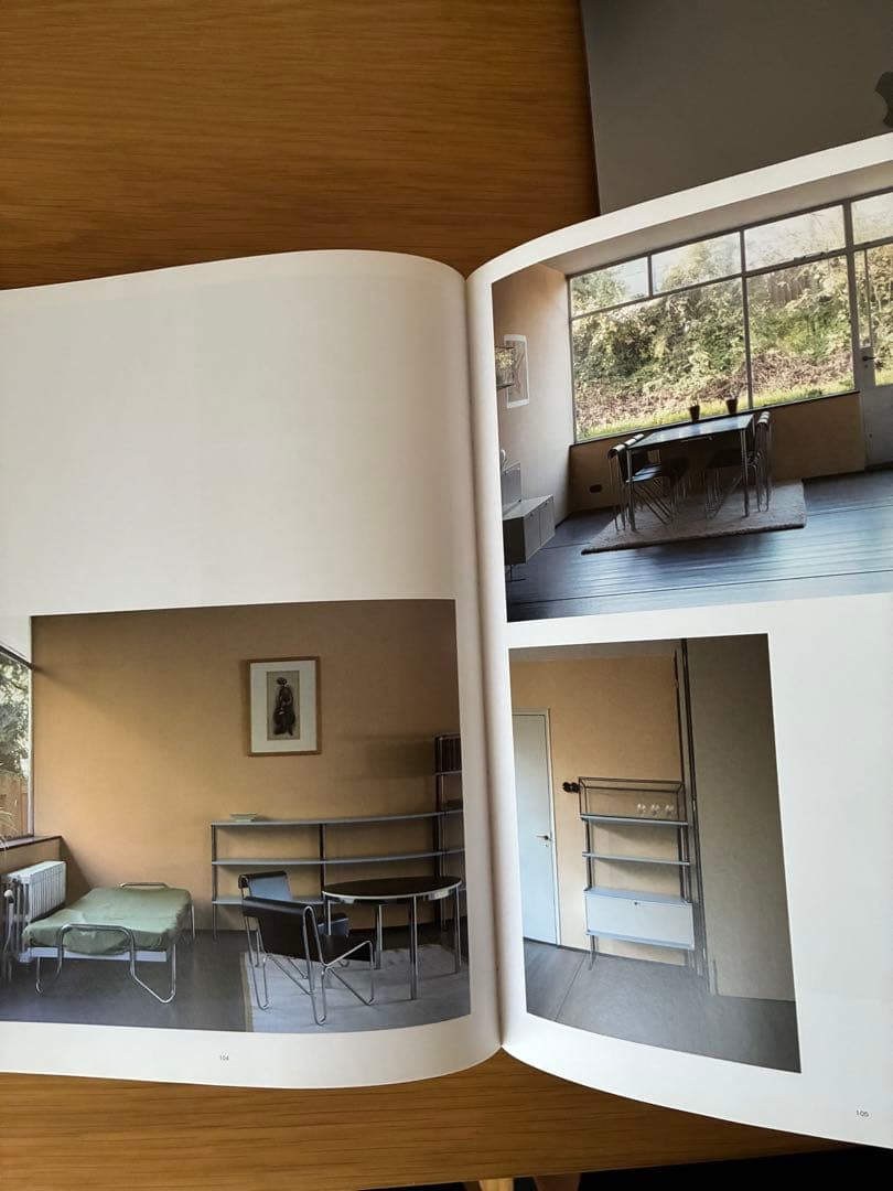 Gerrit Rietveld ／Wealth Of Sobriety