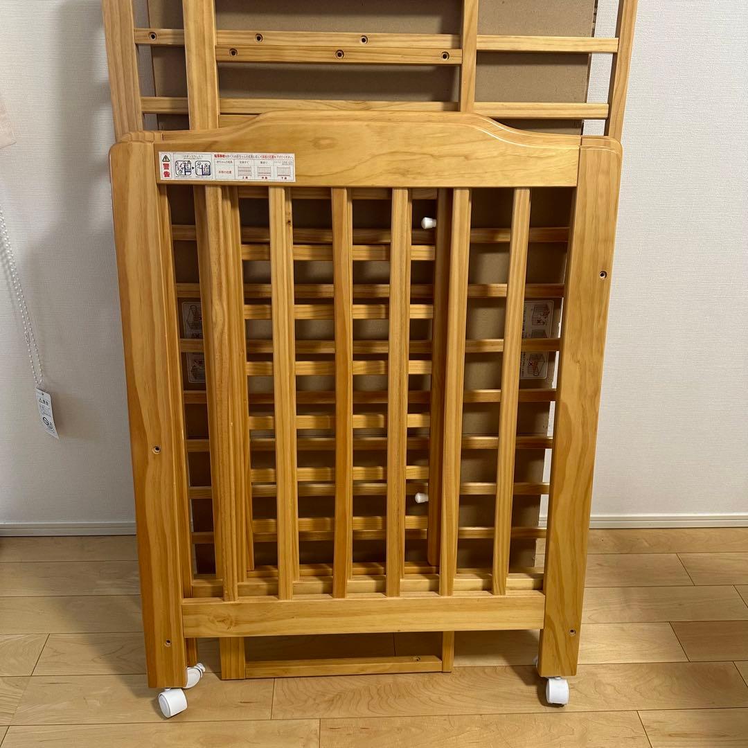 ベビーベッド ハイタイプ 床板すのこ 【カトージ(KATOJI)】説明書付き