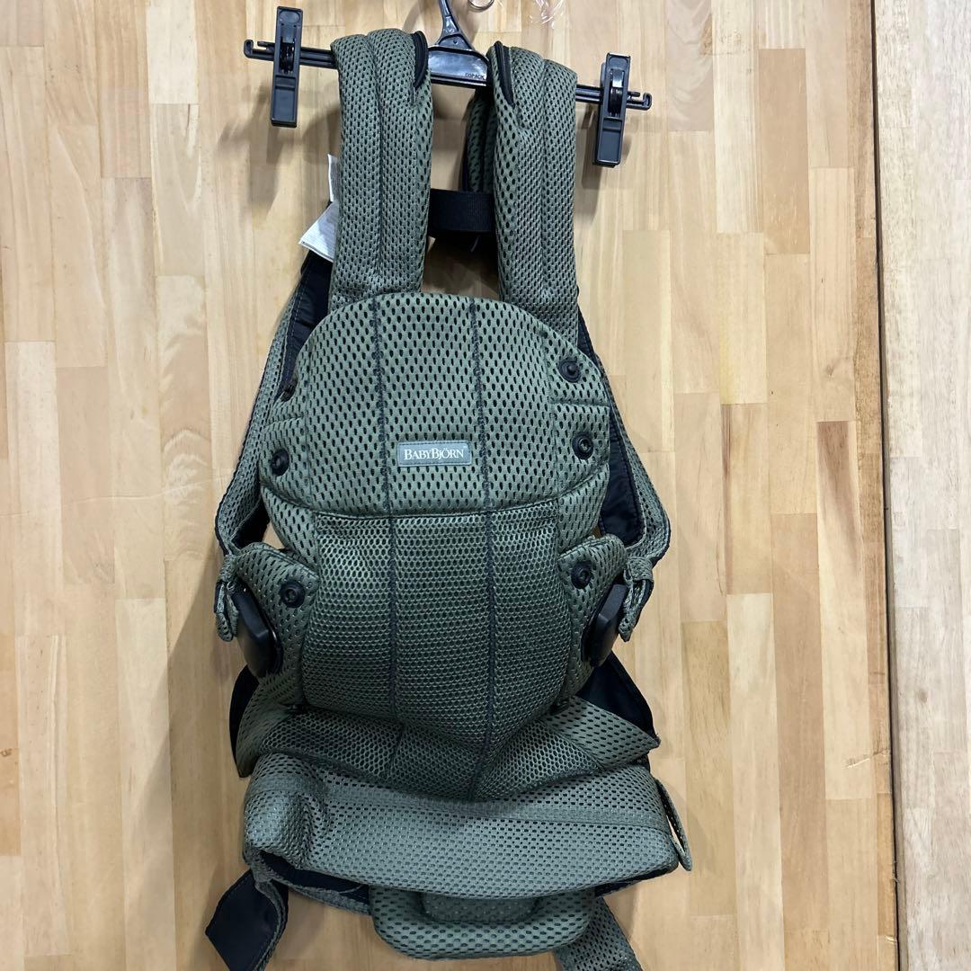 美品　ベビービョルン 抱っこひも HARMONY ダークグリーン