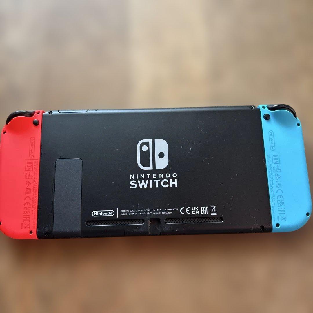 Nintendo Switch本体