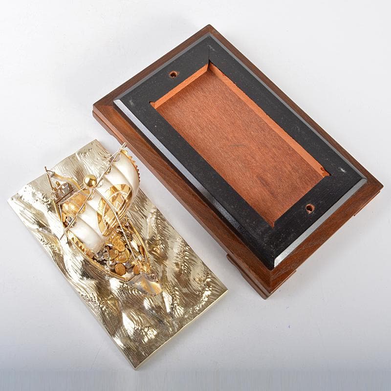 銀製　宝船　置物　ガラスケース　時代箱付　F　R5380B