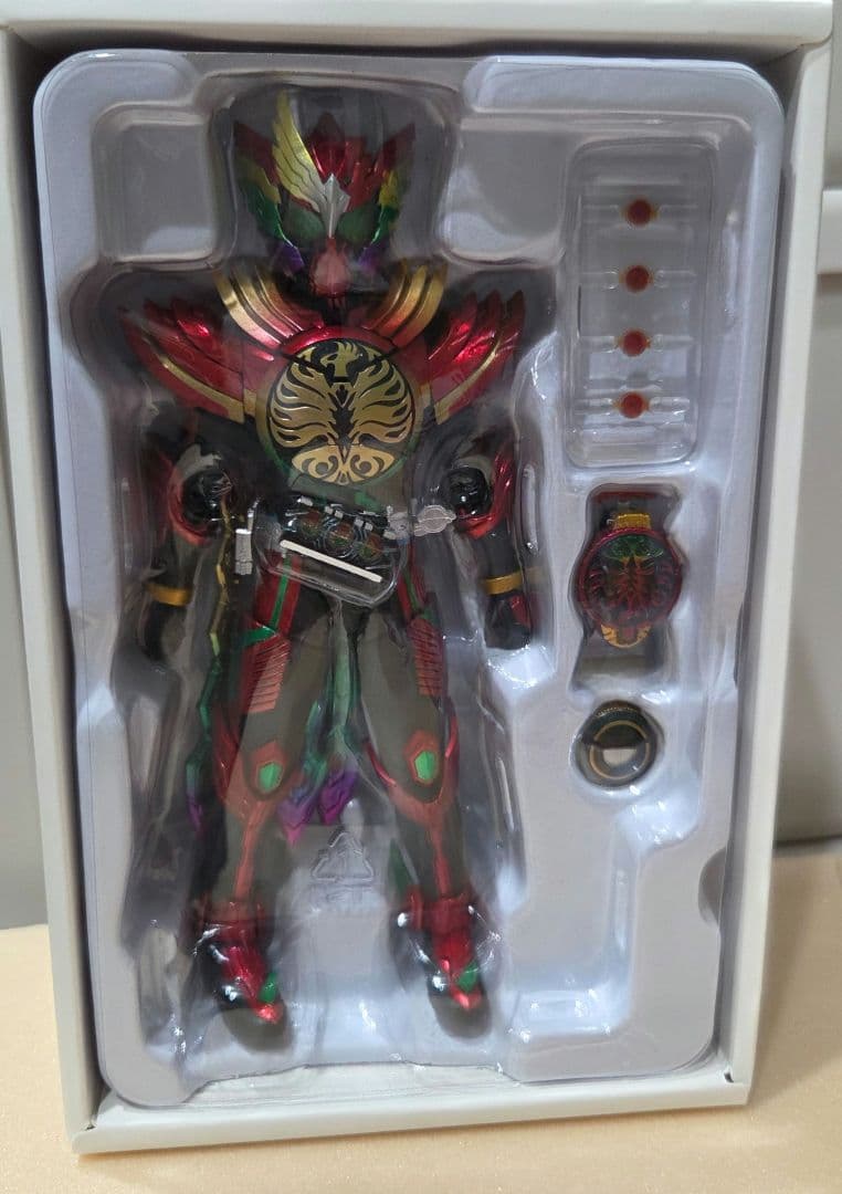 仮面ライダーオーズ　タジャドルコンボエタニティ　真骨彫