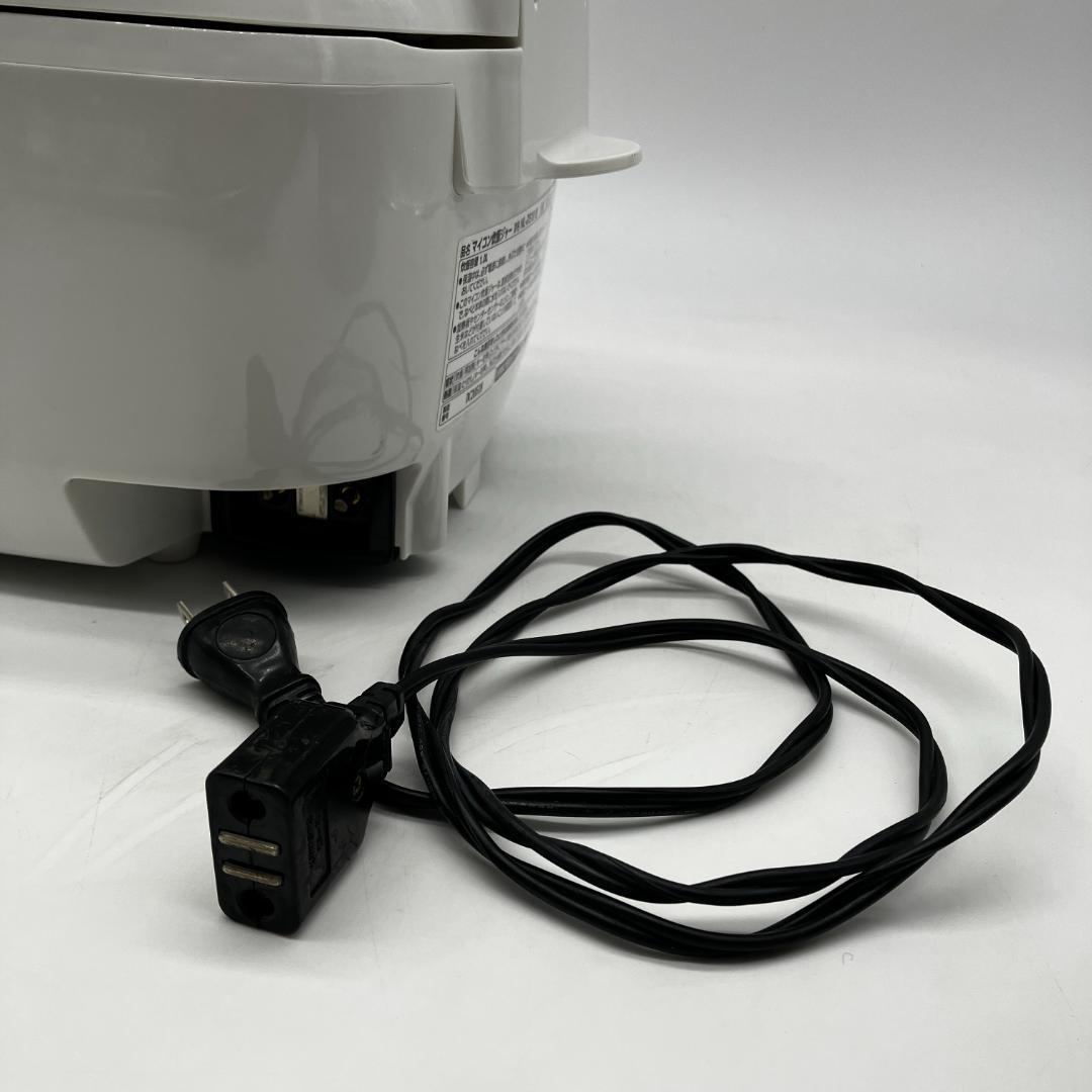 1118-01☆2022年製☆炊飯器☆象印☆極め炊き☆黒厚釜☆5.5合