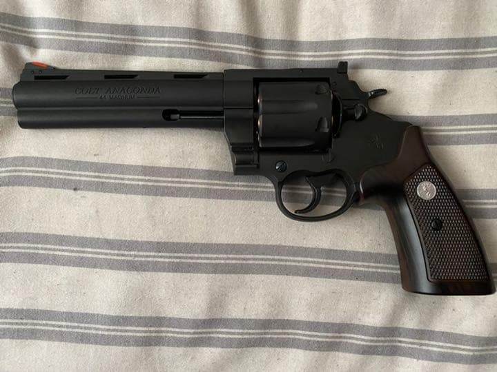 コルト アナコンダ ガスリボルバー リアルカートリッジ