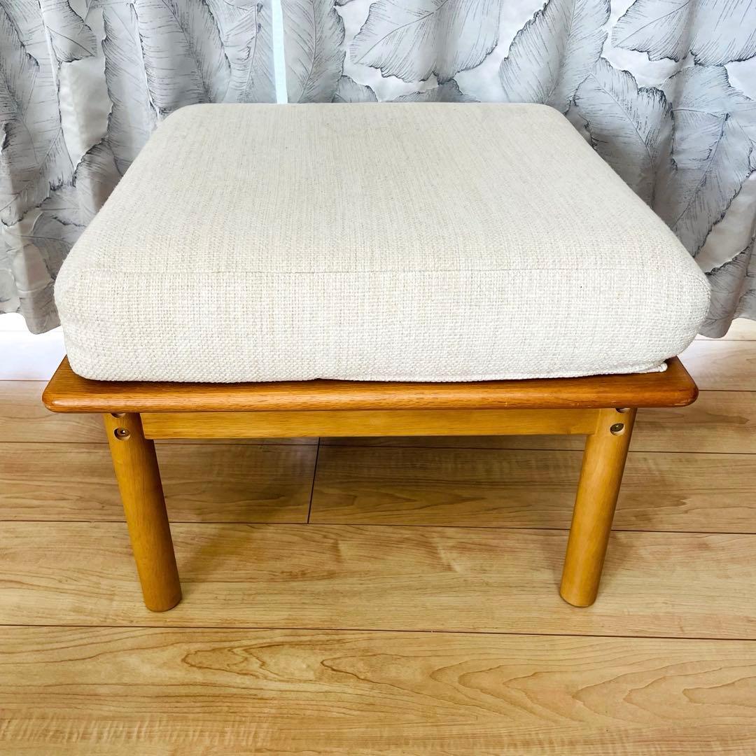 ニトリ　オークエスト　スツール　オットマン　木製