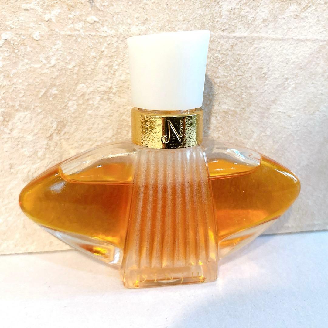 POLA ポーラ　ディニュー　8ml 高級香水　レア香水　オードパルファム