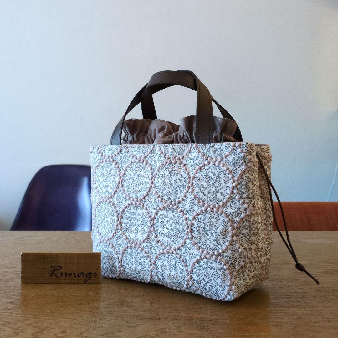 【1578】あおりポケットの巾着バッグ＊ミナペルホネン