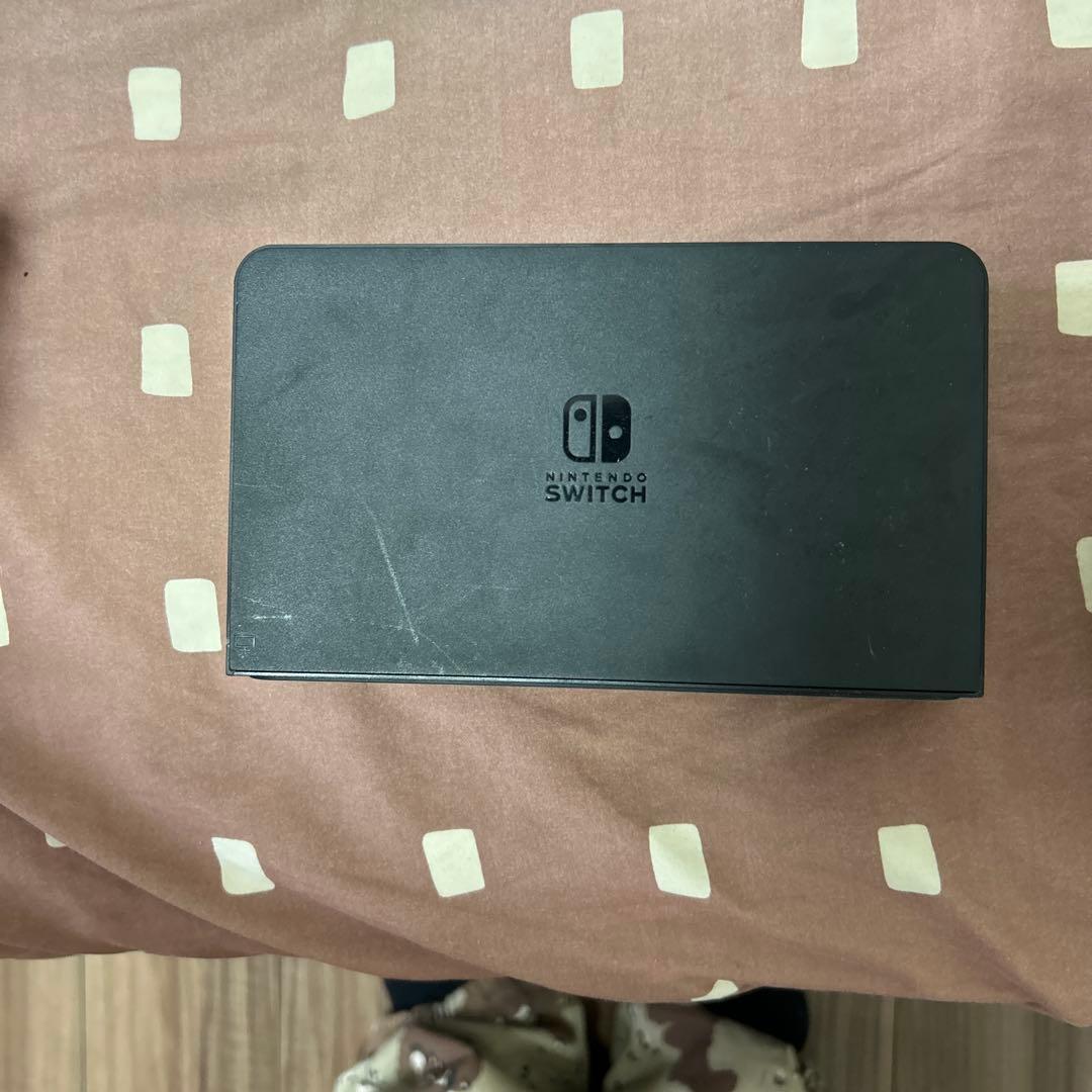 Nintendo Switch 本体 グリーン 充電器付き　付属品全部あり