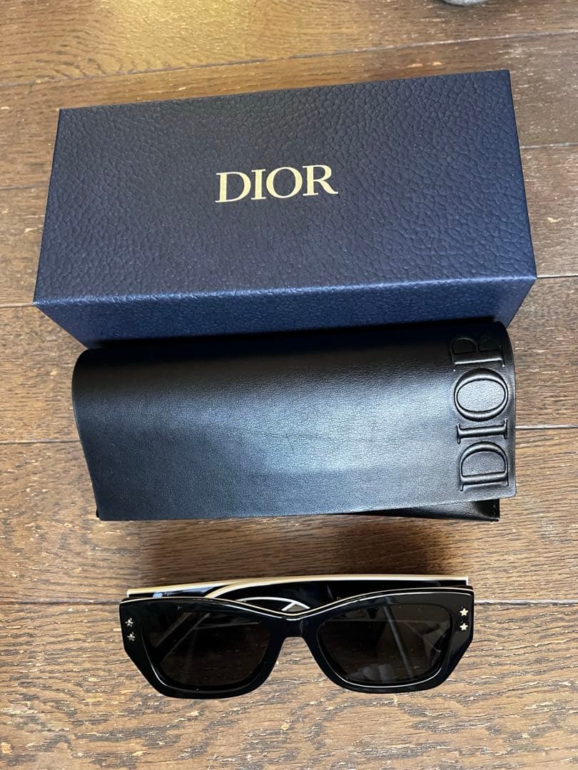 新品未使用　Christian Dior サングラス ケース付き
