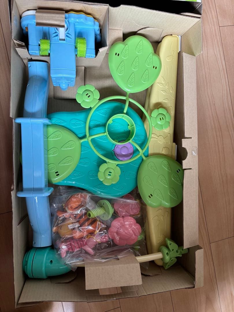 美品 プーメリー えらべる回転6way ベビージム　説明書・箱付き　動作確認済み