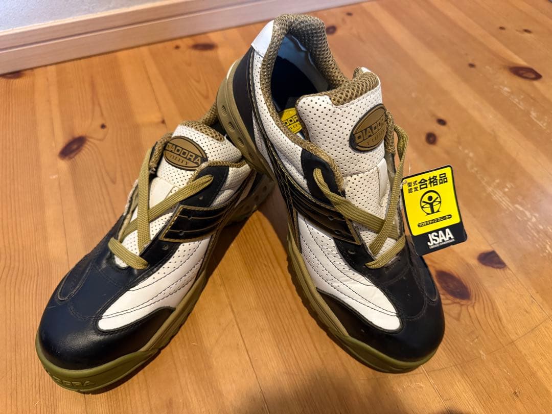 DIADORA 安全靴 JSAA認証 ホワイト/ブラック/限定色