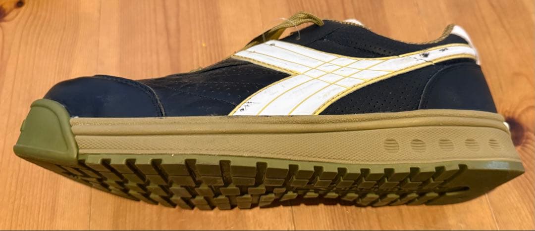 DIADORA 安全靴 JSAA認証 ホワイト/ブラック/限定色