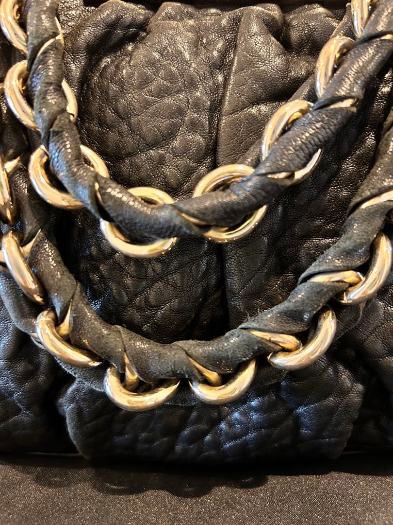 ❤️美品❤️ FENDI 黒 レザー ショルダーバッグ