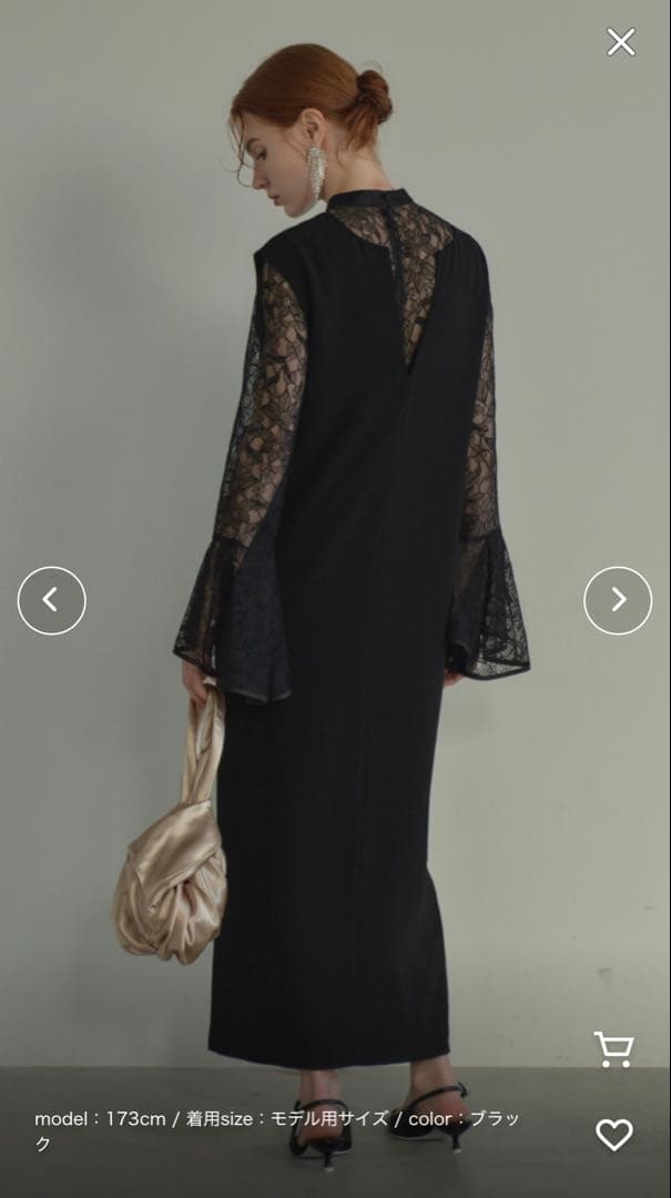 ブラックレーススリーブドレス