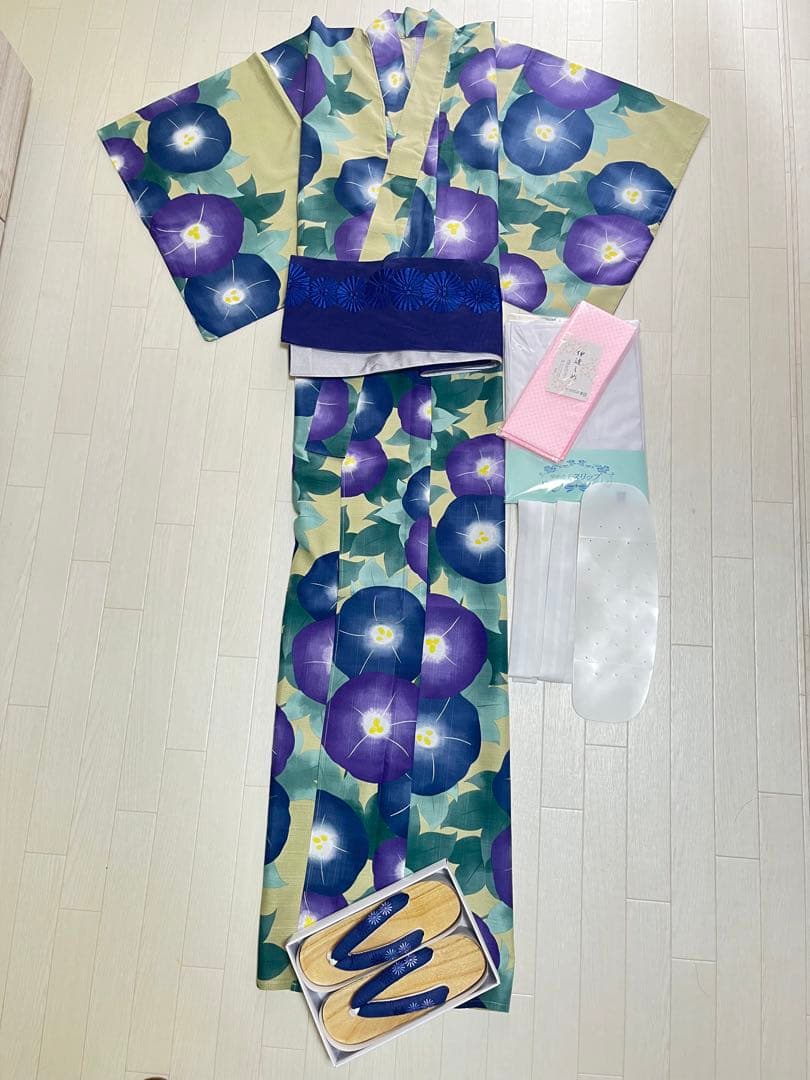 【新品 未使用 】 KIMONOMACHIオリジナル 朝顔柄浴衣7点セット！