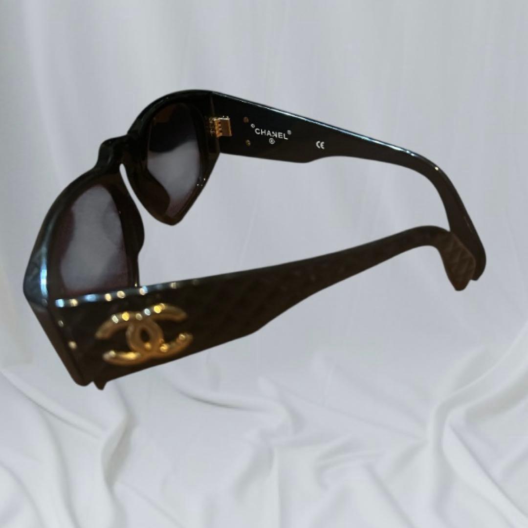 世界最高峰　CHANEL サングラス CCココマーク
