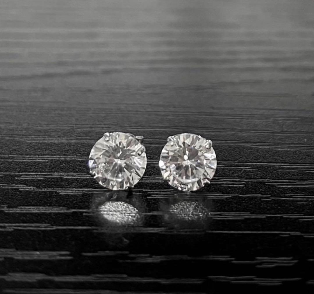 AVALANCHE アバランチ ホワイトゴールド スタッズ ピアス