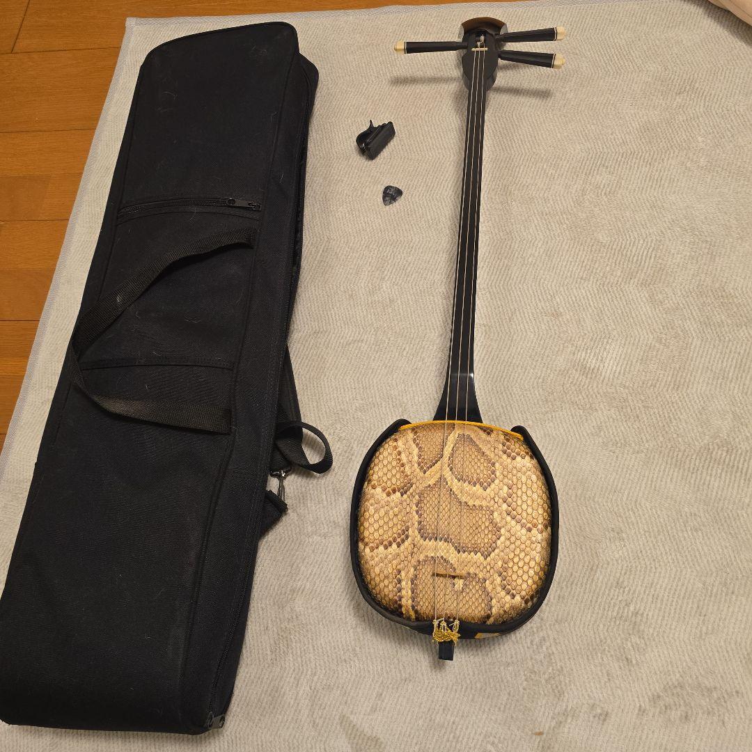 三線本体 ヘビ皮製 ケース付き