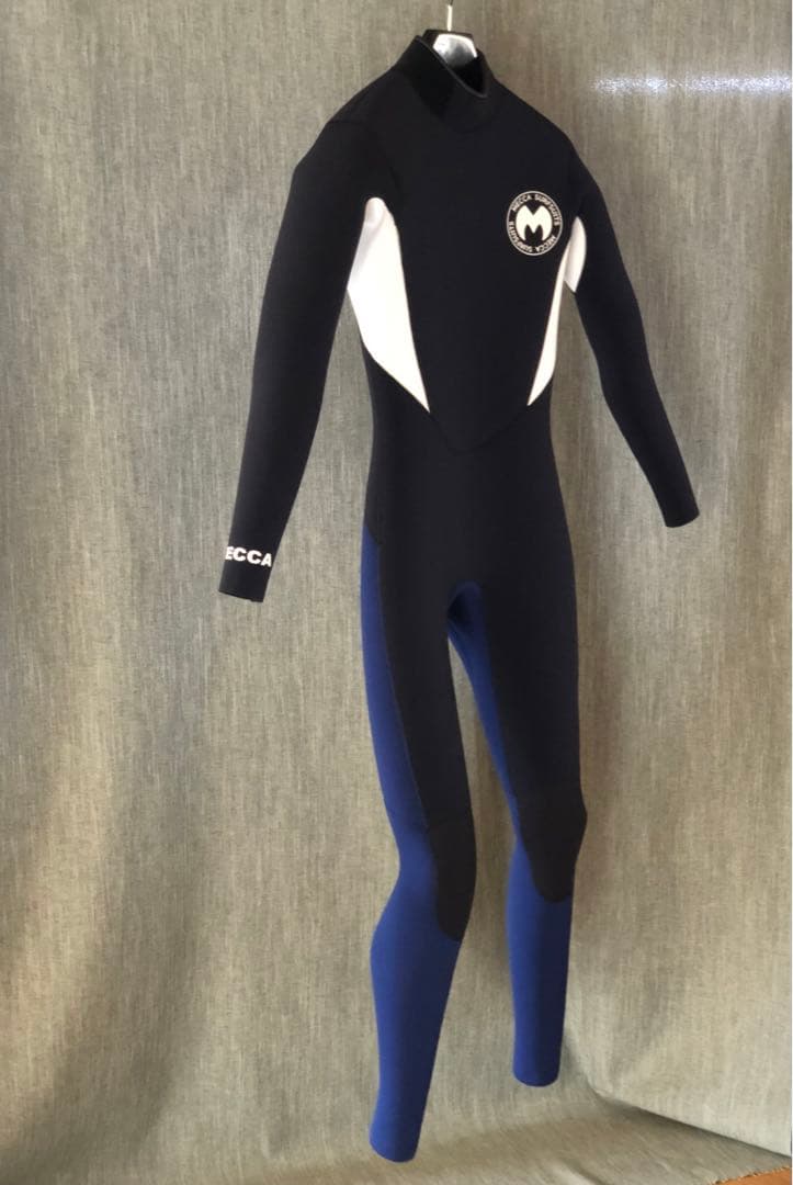 ウェットスーツ