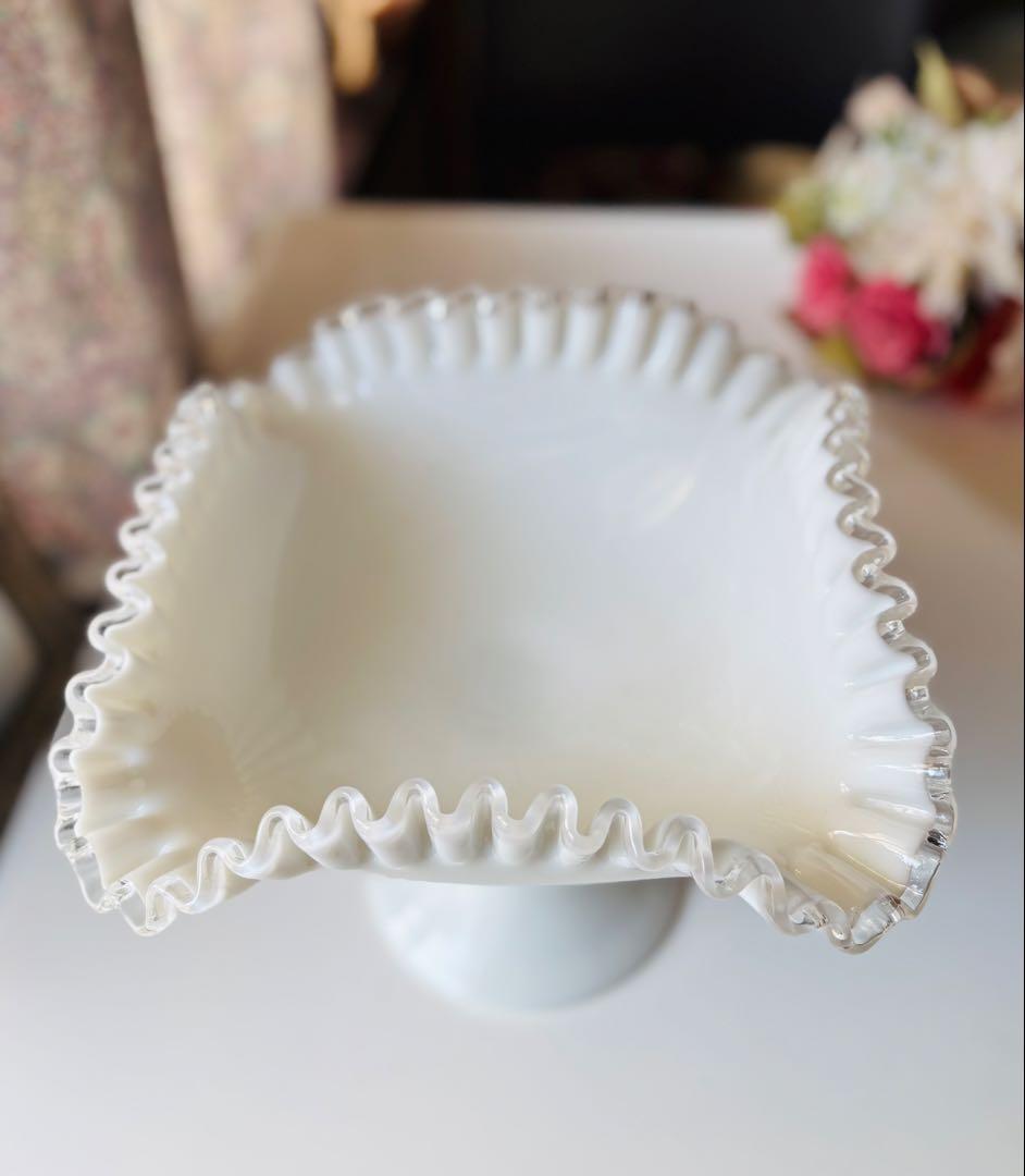 フェントン Fenton ミルクガラス フリル ラージ ボウル フルーツ　ボウル