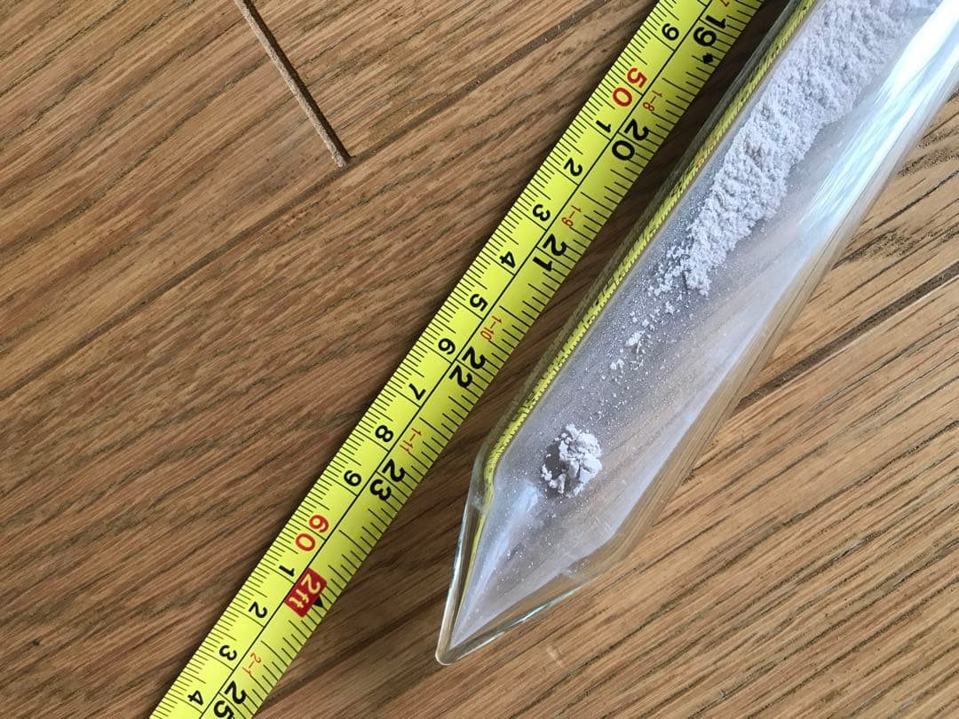 ツボ押しに最高。地球外物質入りイオン棒ポインテッド60cm木製ケース付き